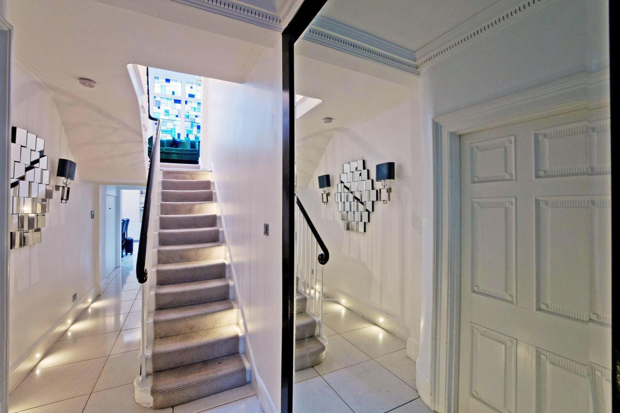 Imperial Victoria Square Appartement *