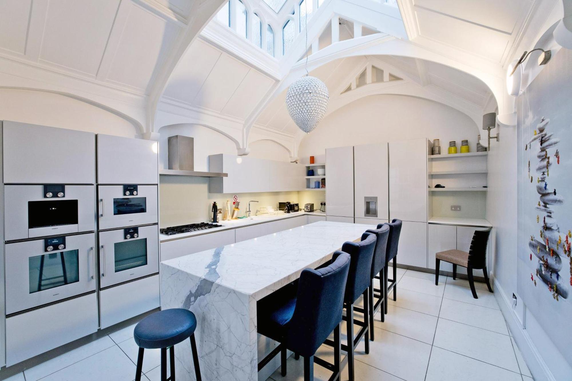 Imperial Victoria Square Appartement Londen